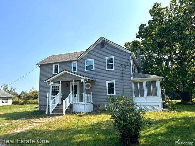 10755 McNally RD, Green Oak Twp, MI 48178
