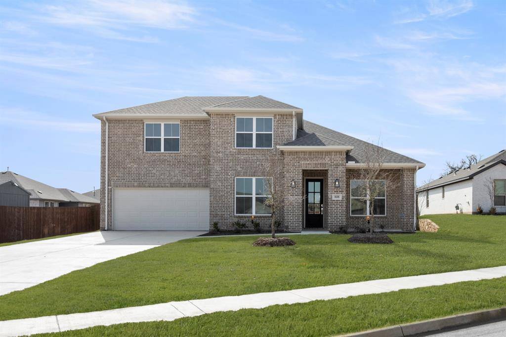 808 Stone Eagle Drive, Azle, TX 76020