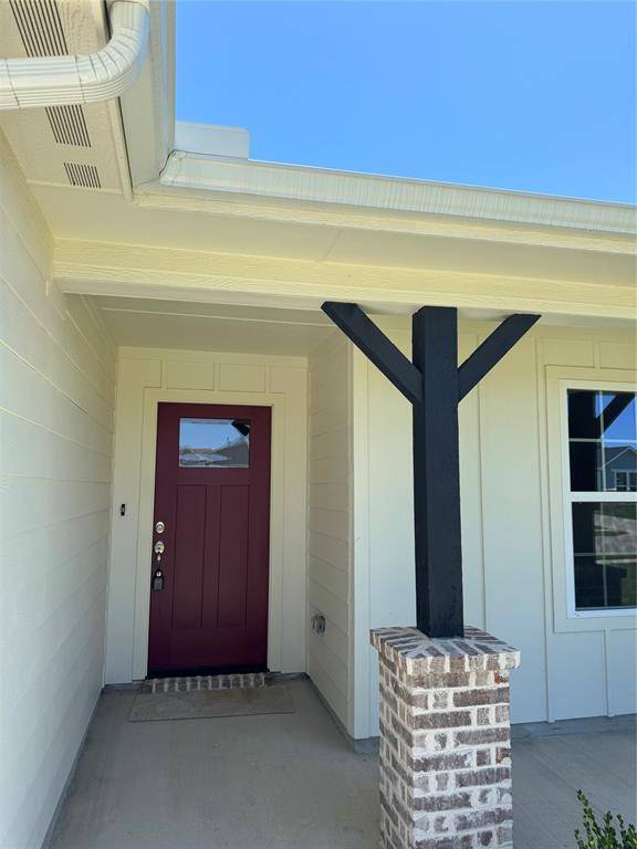 612 Finlee Way, Tioga, TX 76271