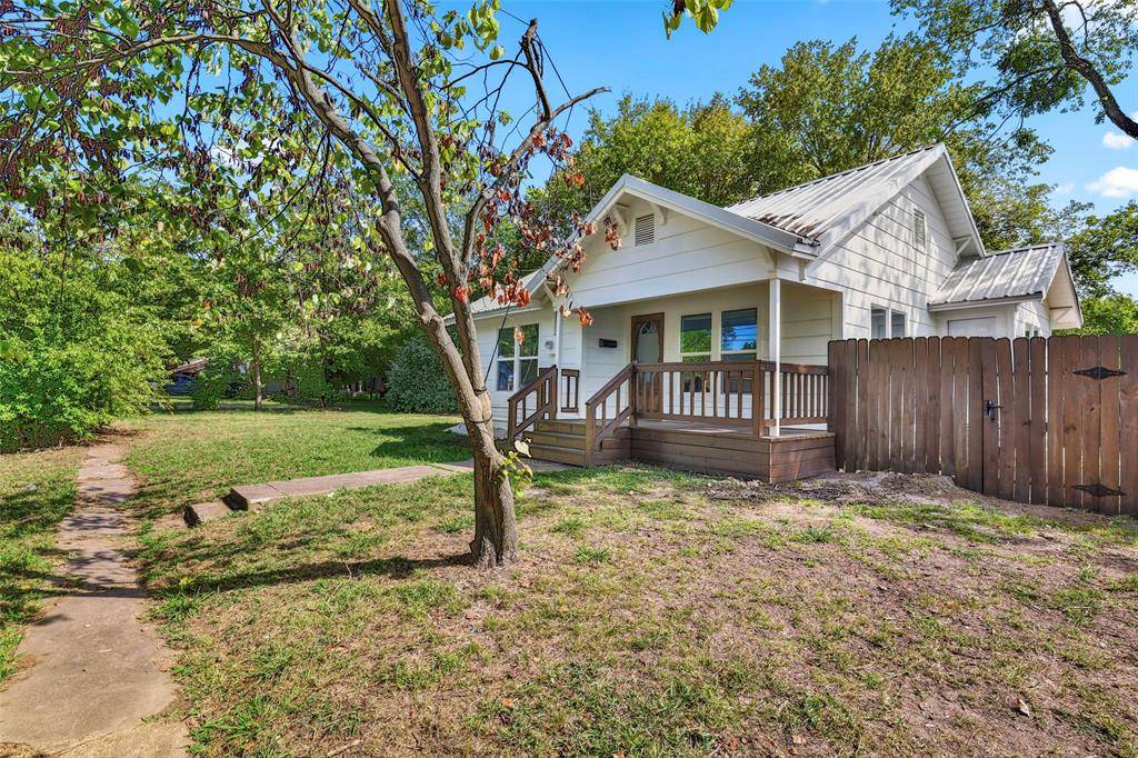1005 N Neal Street, Commerce, TX 75428