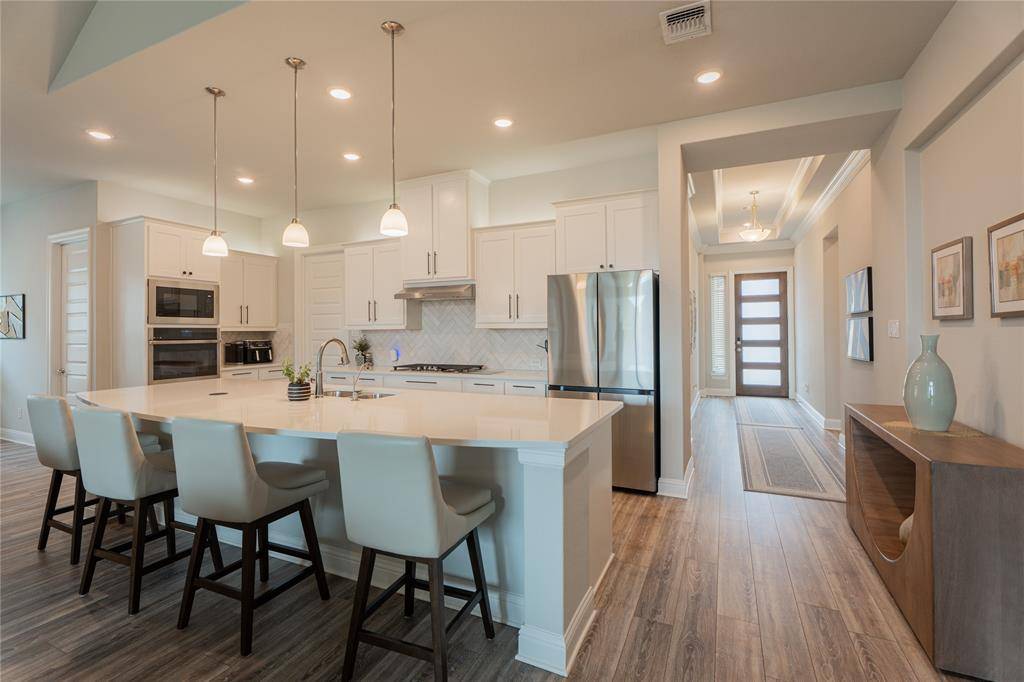 1924 Burton Hollow Way, Mckinney, TX 75071