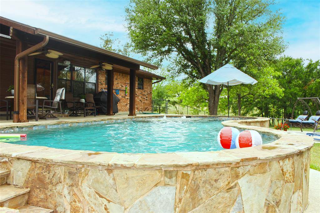 173 County Road 3112, Clifton, TX 76634