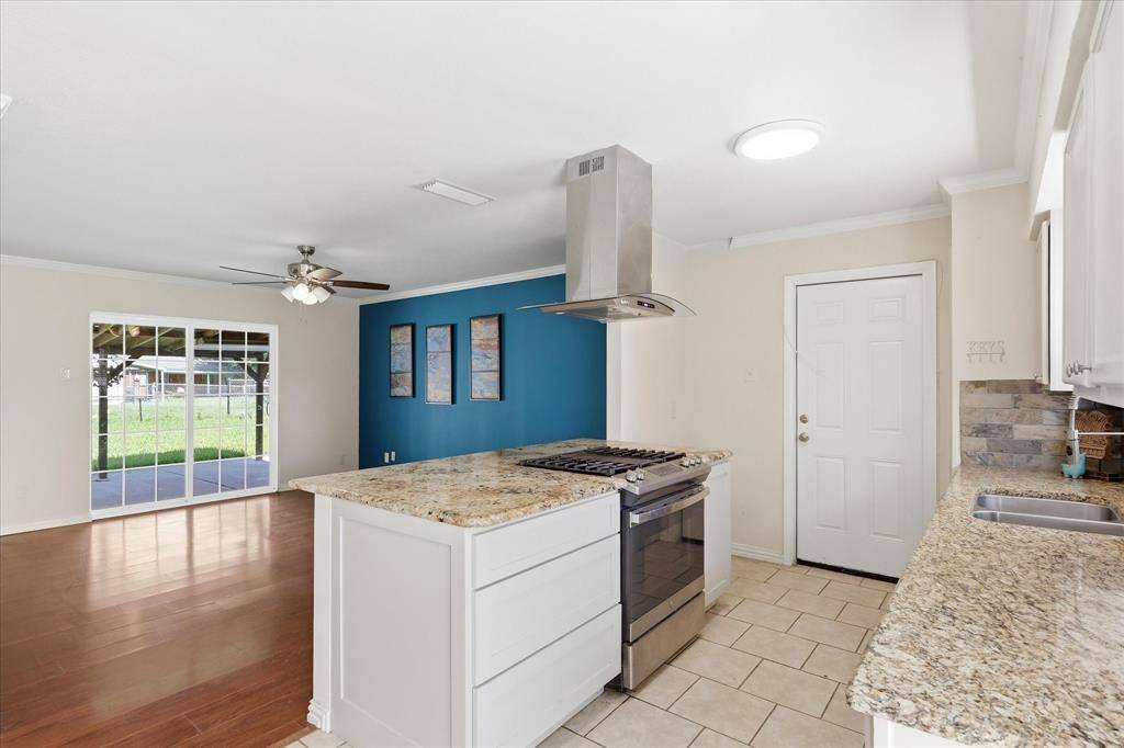 405 Birchwood Circle, Mesquite, TX 75149
