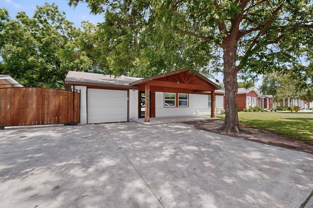 805 Buena Vista Drive, Arlington, TX 76010