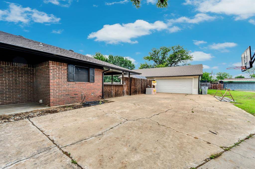505 Trice Street, Maypearl, TX 76064