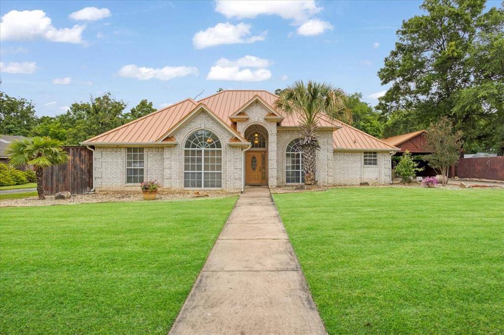 3420 Graham Street, Paris, TX 75460