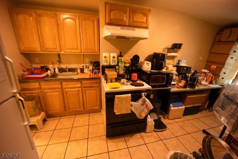 332 Water St, Belvidere Twp., NJ 07823