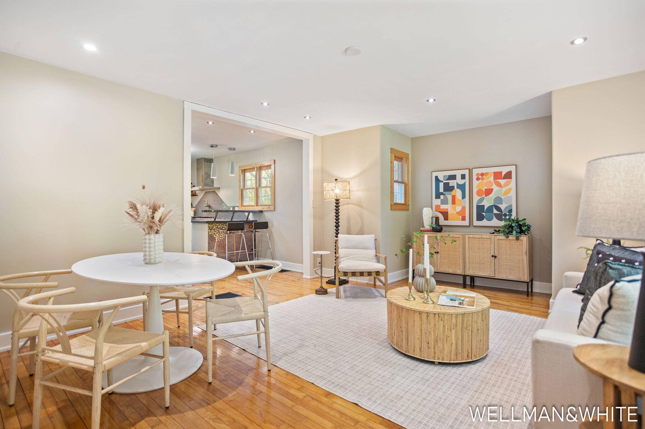 1005 Elizabeth ST, Saugatuck City, MI 49453