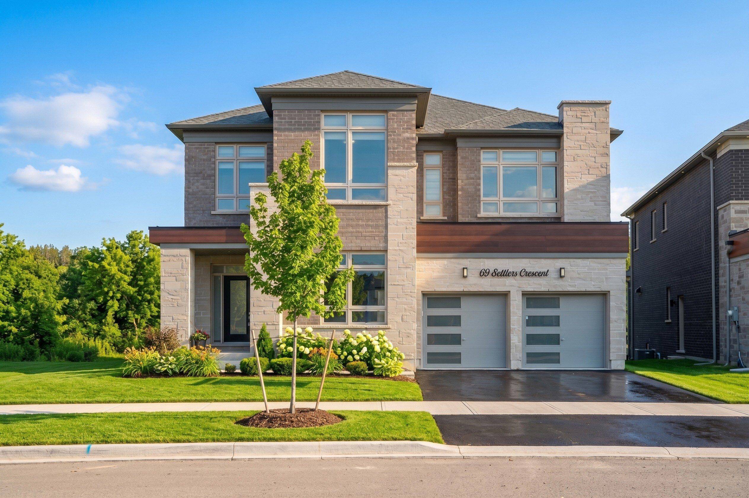 69 Settlers CRES, Bradford West Gwillimbury, ON L3Z 4N3