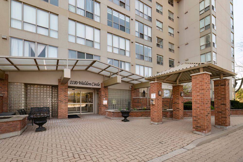 1110 Walden CIR #905, Mississauga, ON L5J 4R3