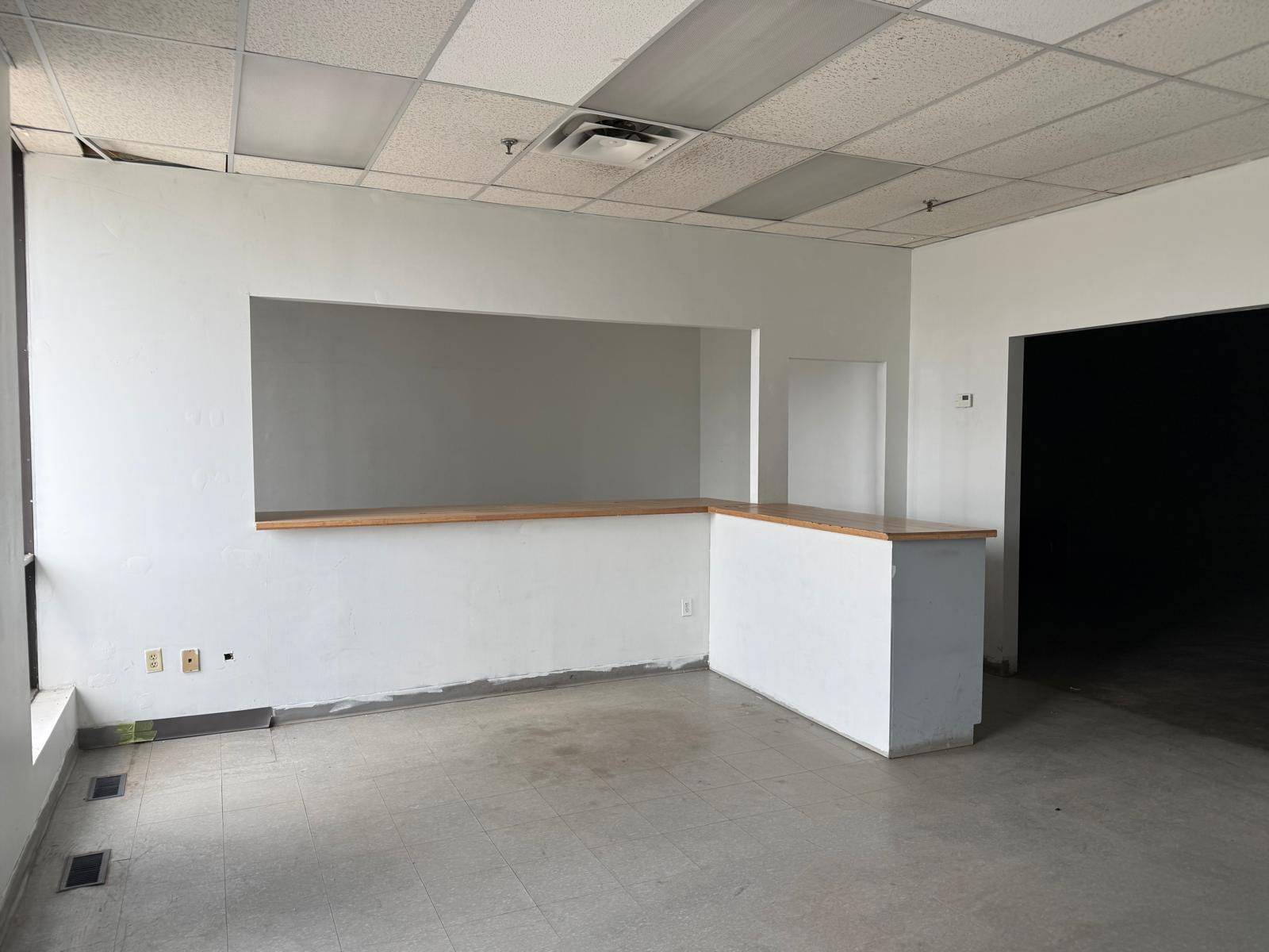 80 Hale RD #7, Brampton, ON L6W 3M1