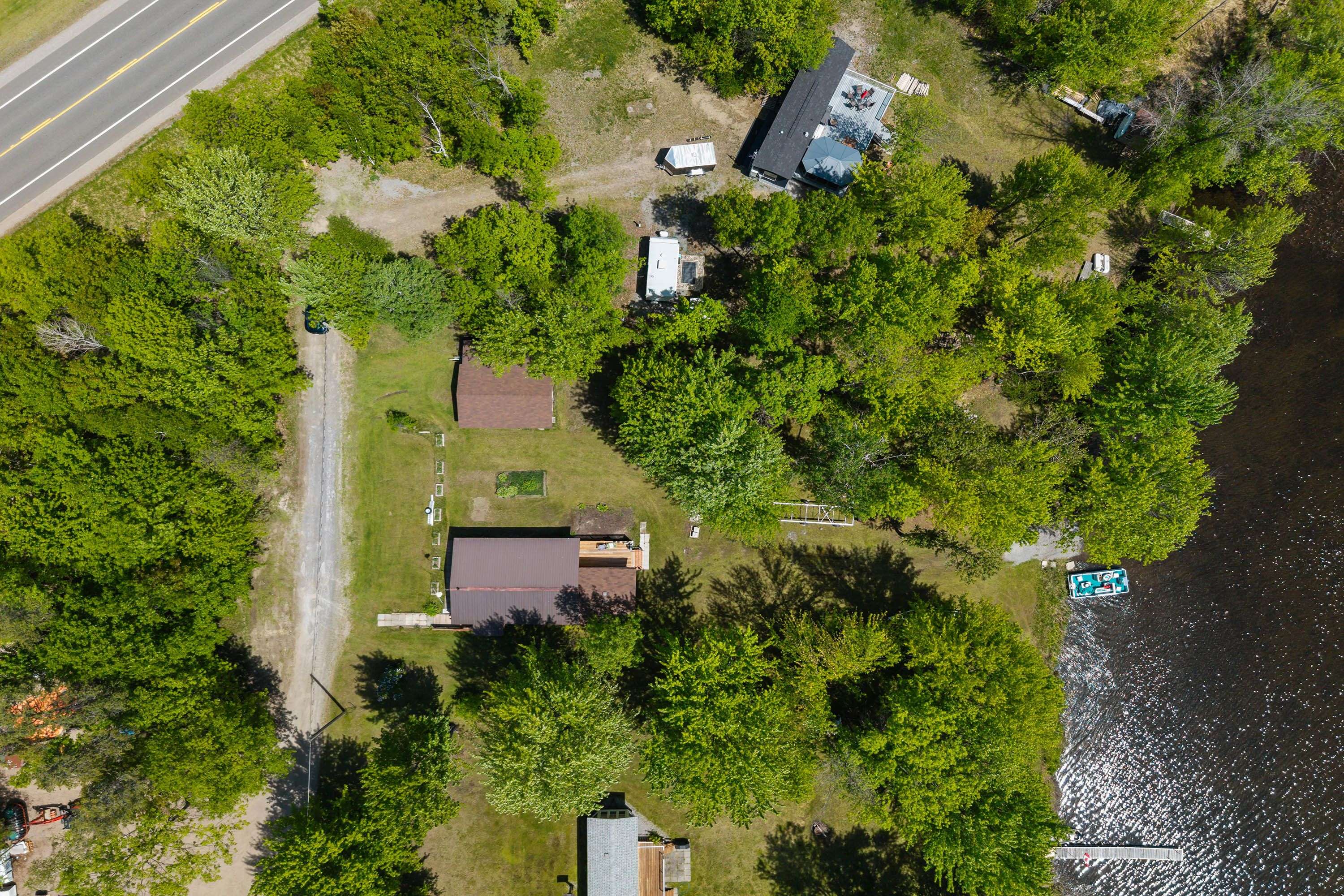 424 Hummingbird LN, North Algona Wilberforce, ON K0J 1T0