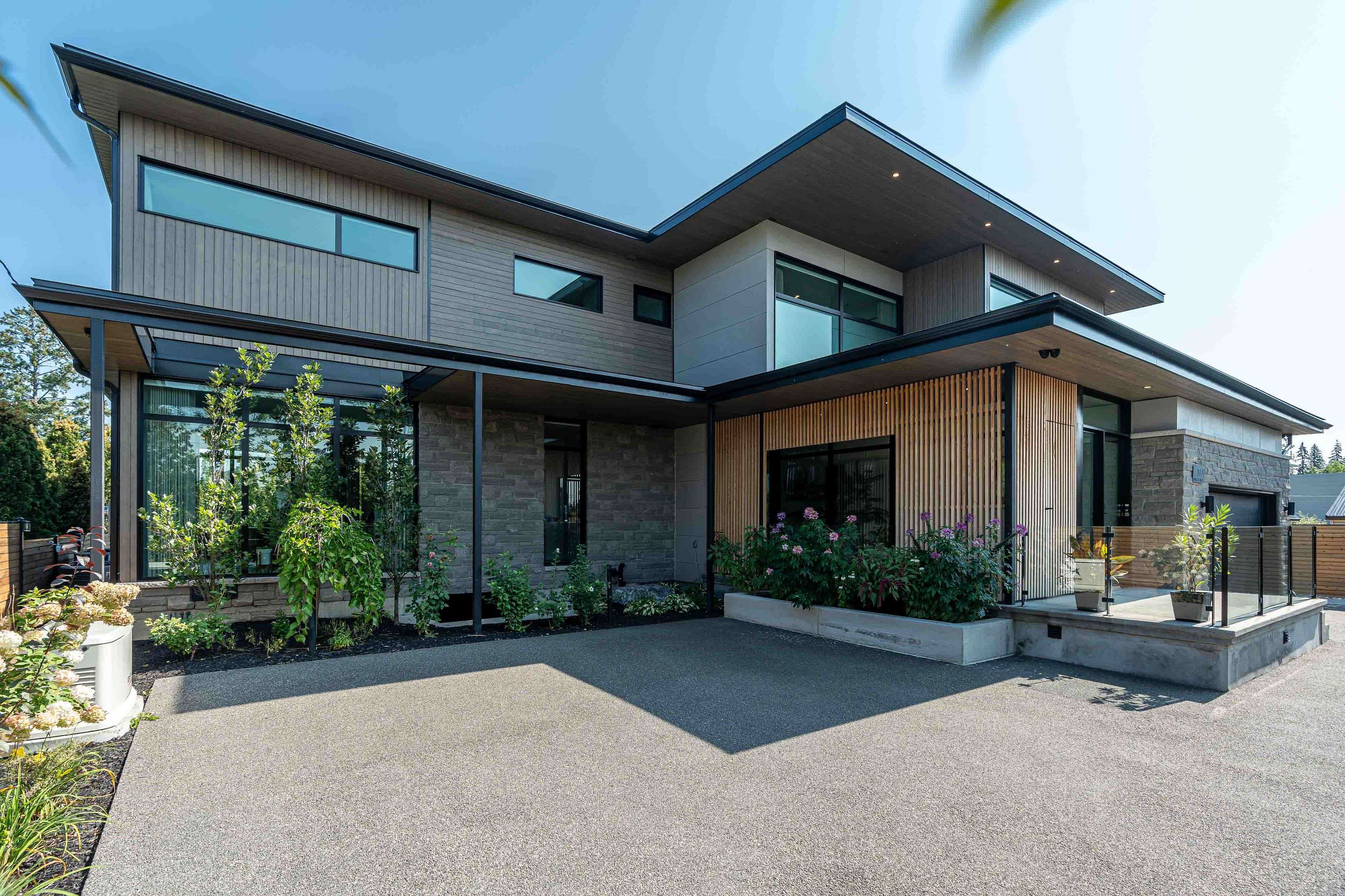 1979 Prince Of Wales DR, Cityview - Parkwoods Hills - Rideau Shore, ON K2C 3J7
