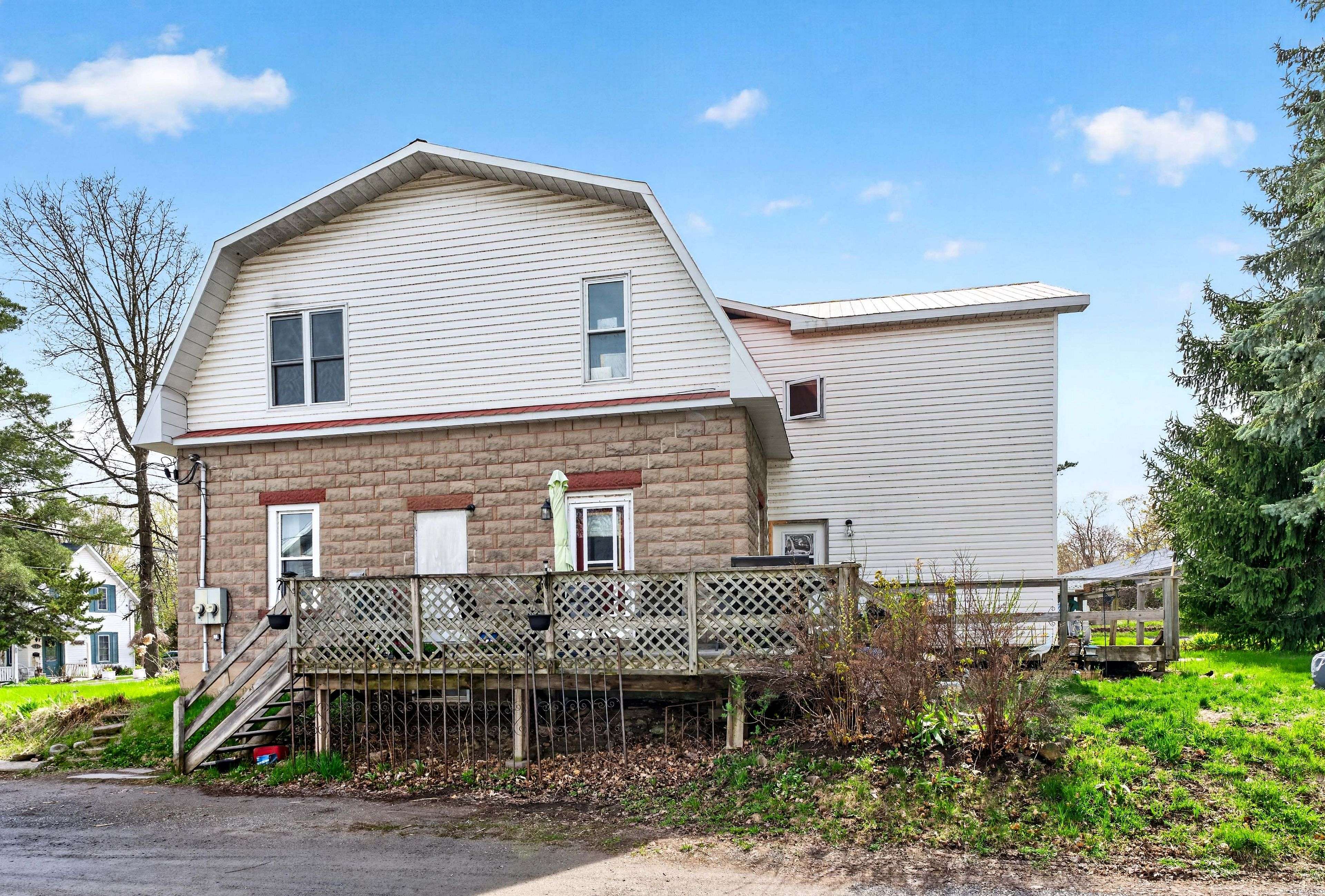 24 Rideau ST, Westport, ON K0G 1X0
