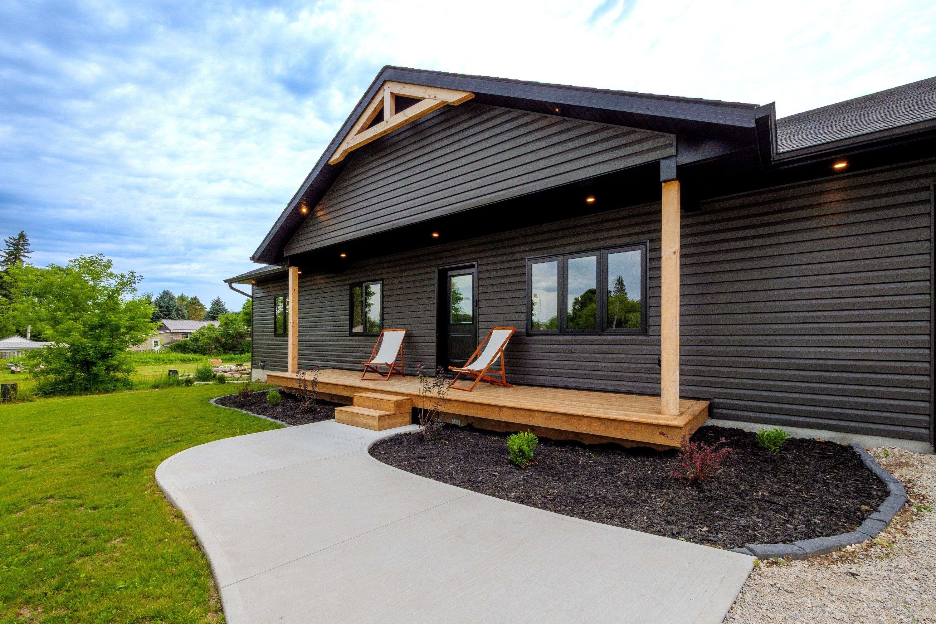 115 Gordon ST S, Chatsworth, ON N0H 2V0