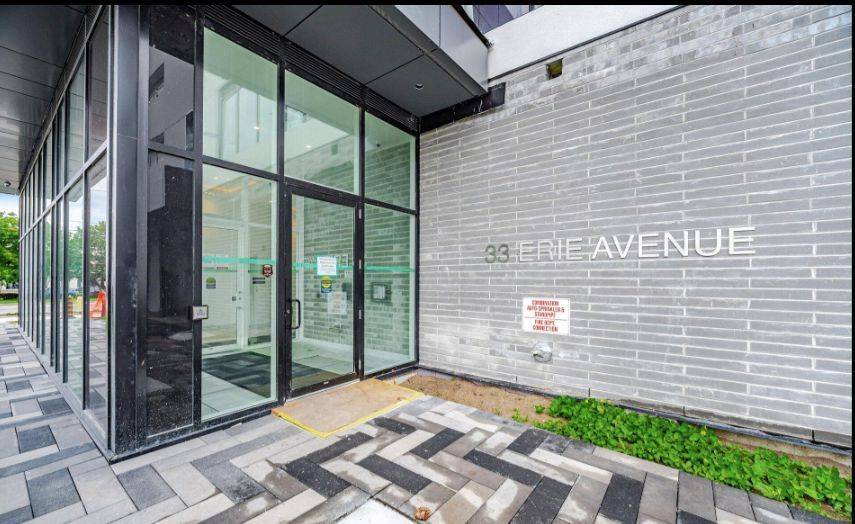 33 ERIE AVE #402, Brantford, ON N3S 0K7