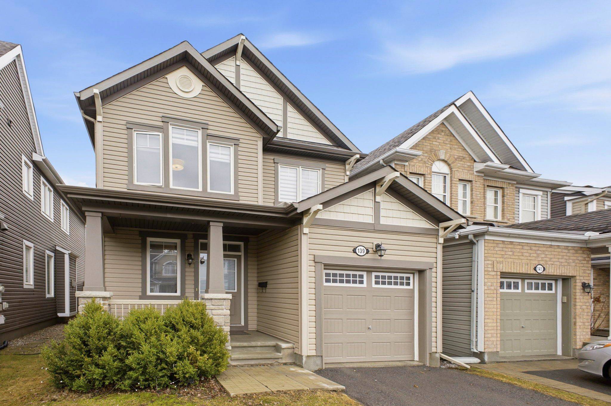 139 Switch Grass CRES, Barrhaven, ON K2J 5Z3
