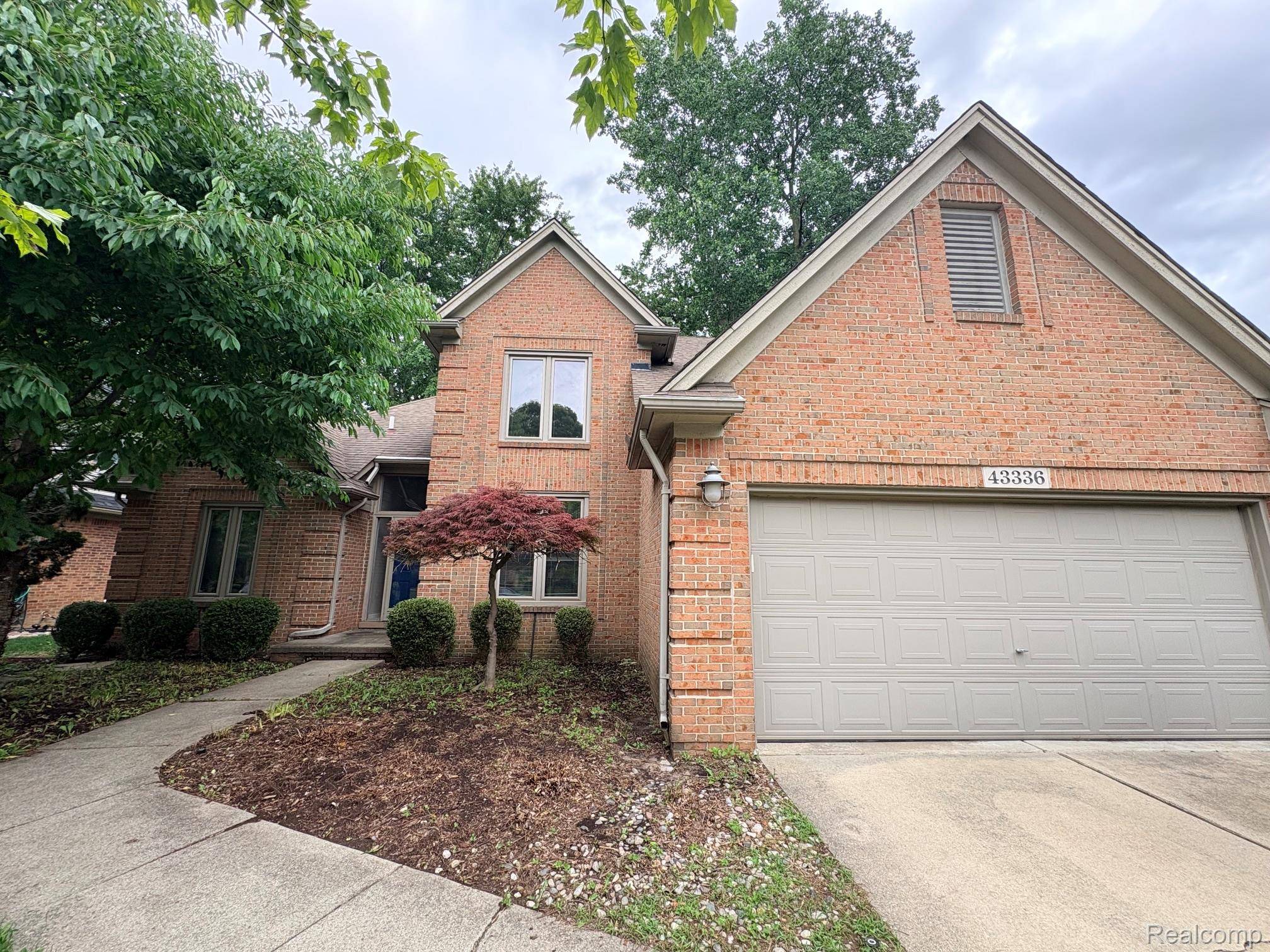 43336 Herring DR, Clinton Charter Township, MI 48038