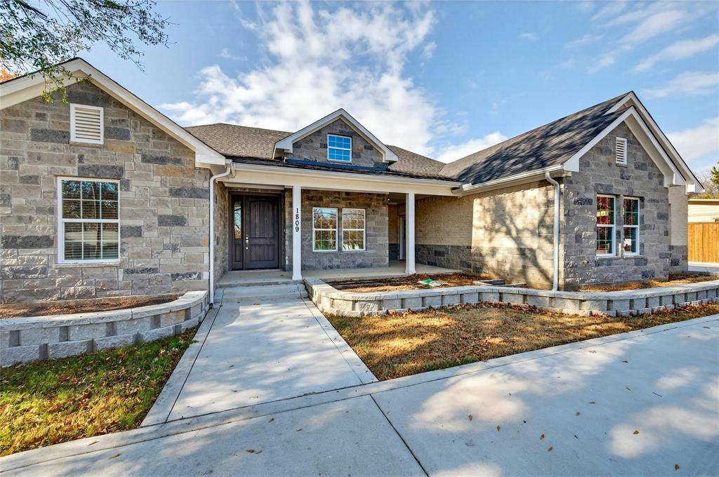 1809 Bluebonnet Avenue, Denison, TX 75020