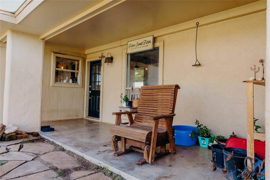 1740 Hwy 2247, Comanche, TX 76442