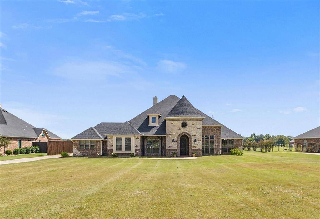 10270 County Road 213, Talty, TX 75126