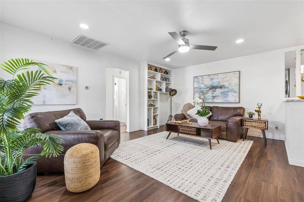 5111 Stoneleigh Avenue, Dallas, TX 75235