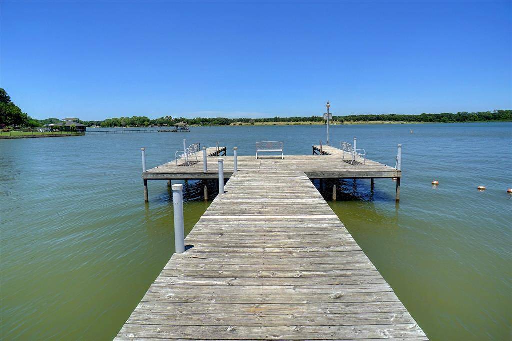 261 Timberlake Drive, Azle, TX 76020