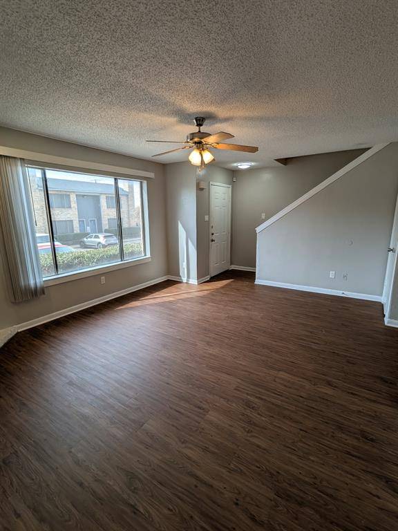 514 E Belt Line Road #B13, Desoto, TX 75115
