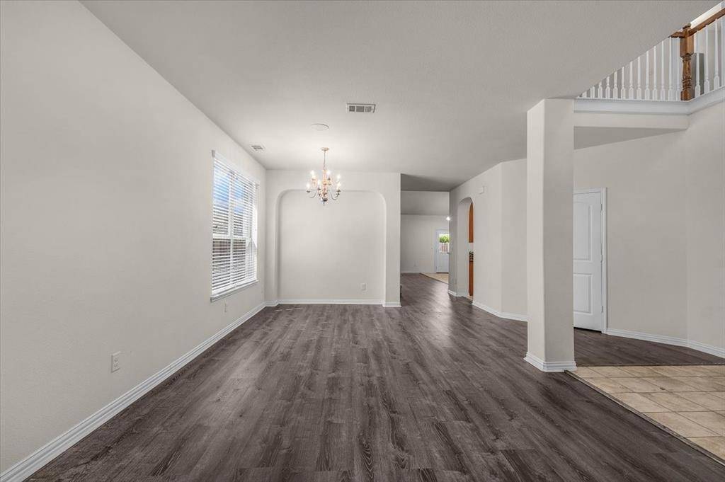 1725 Birds Eye Road, Fort Worth, TX 76177