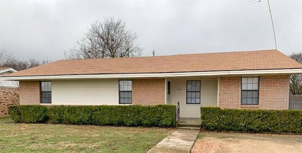 1807 N Mcdonald Avenue, Decatur, TX 76234