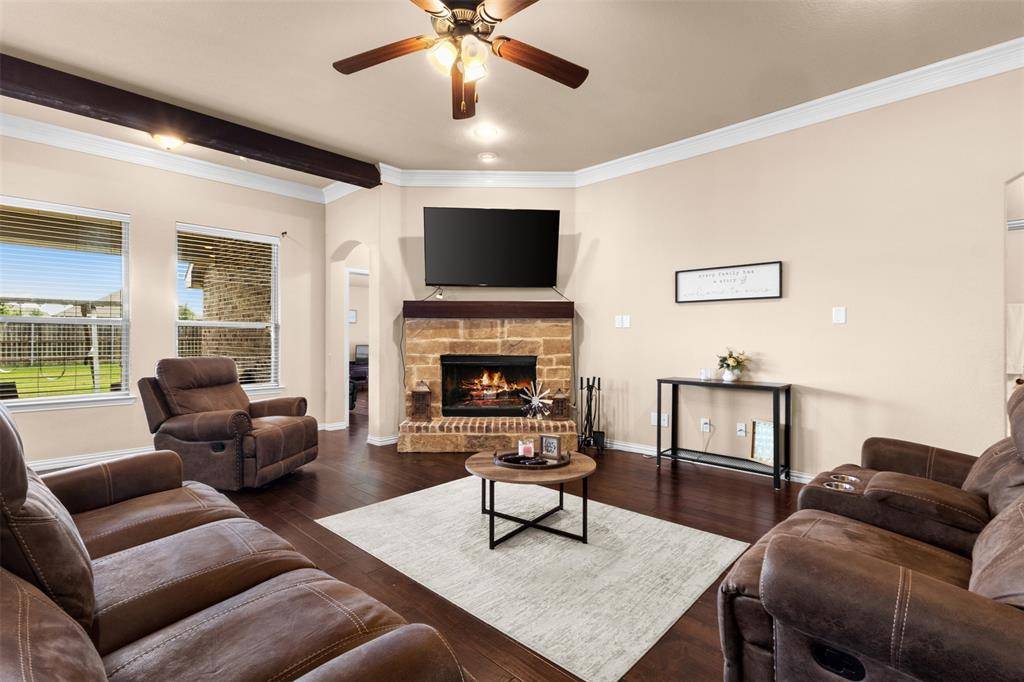 129 High Vista Road, Decatur, TX 76234