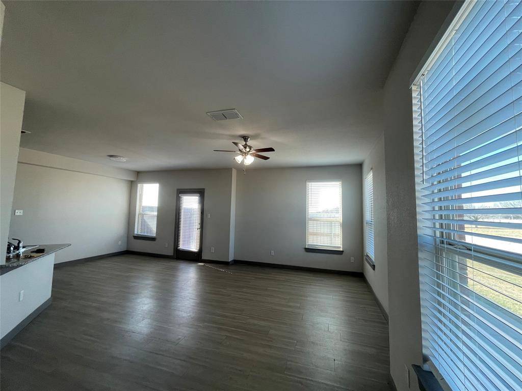 10604 Tube Drive #103, Fort Worth, TX 76053