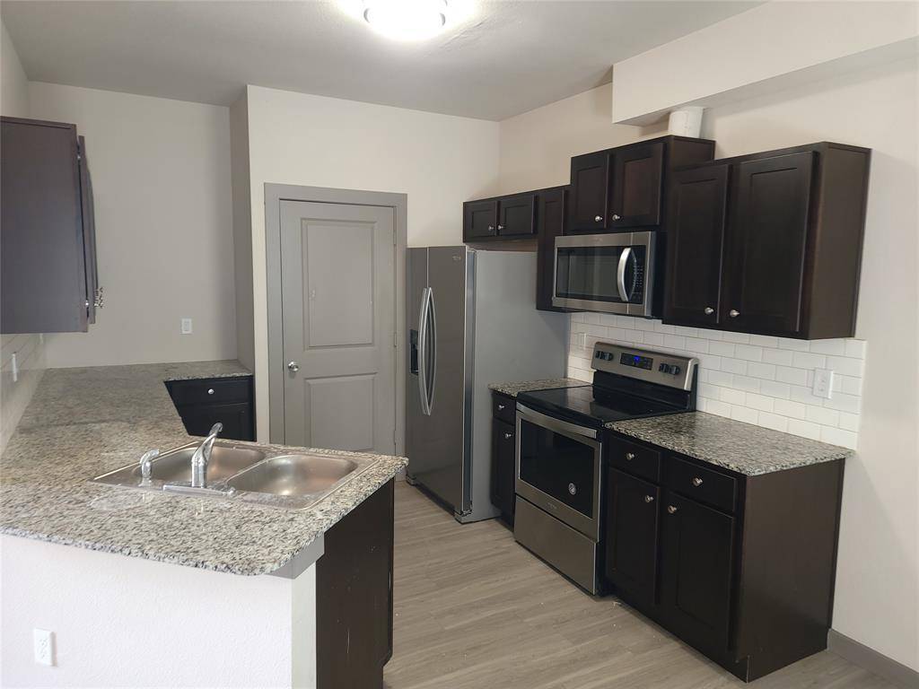 10604 Tube Drive #103, Fort Worth, TX 76053