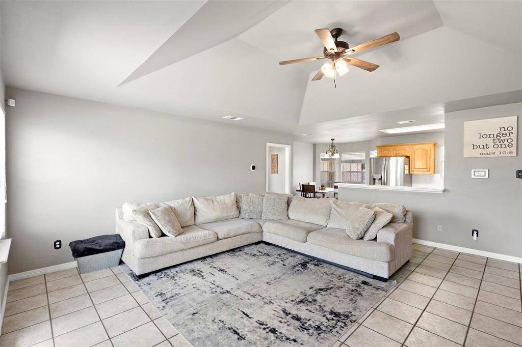 6213 Peach Tree Drive, Midlothian, TX 76065
