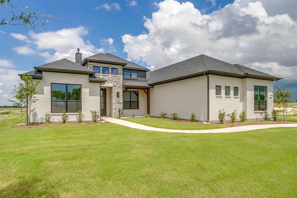 10100 Bartlett Peak Drive, Waxahachie, TX 75167