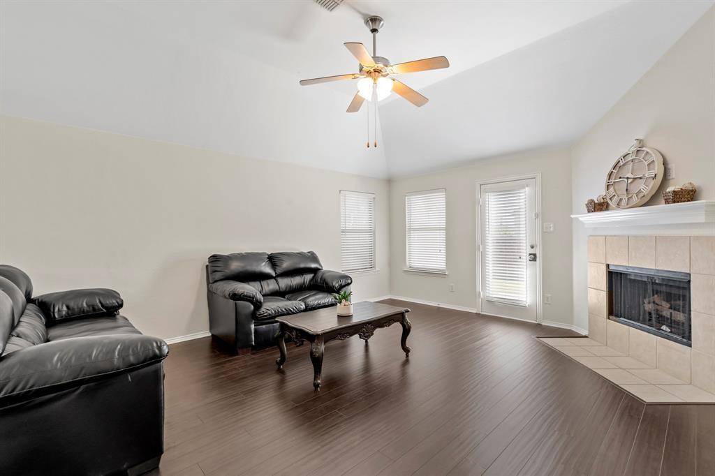 2356 Aurora Drive, Little Elm, TX 75068