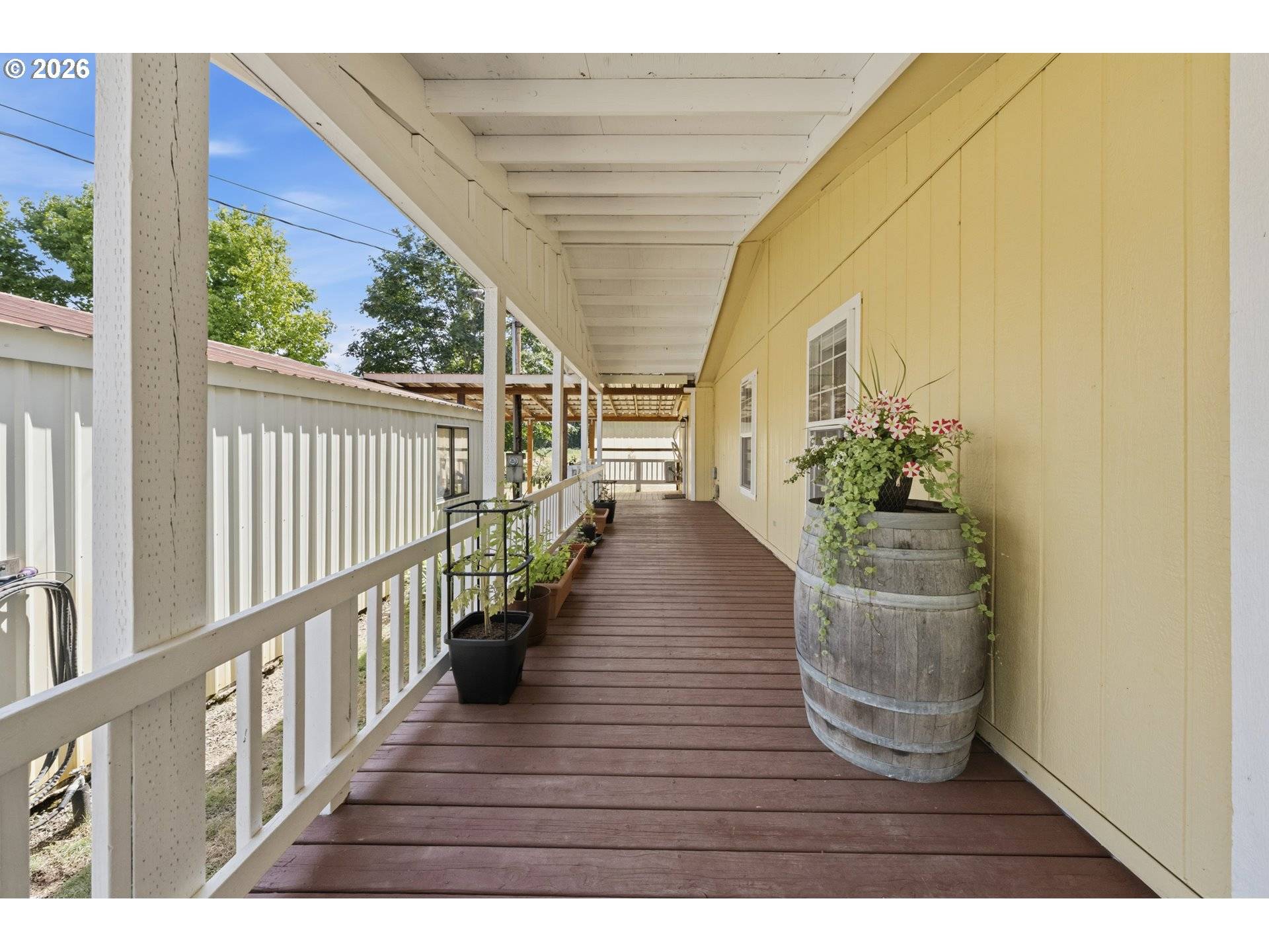 160 WHEELER LN, Camas Valley, OR 97416