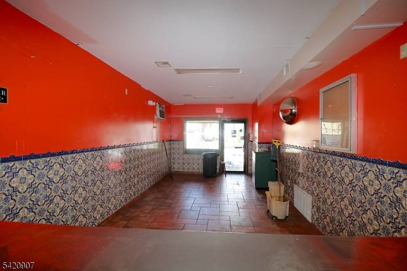 294 Park Ave, Newark City, NJ 07107