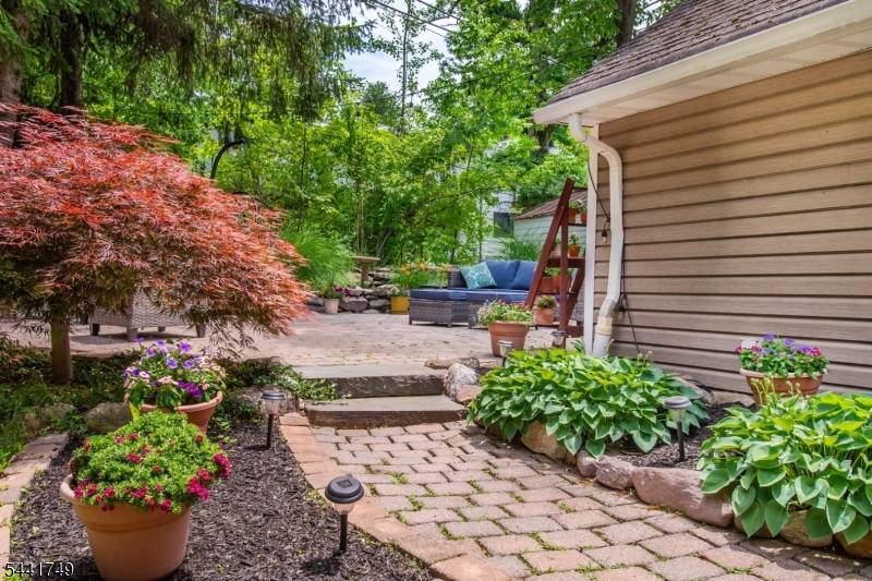 63 Ramapo Rd, West Milford Twp., NJ 07421