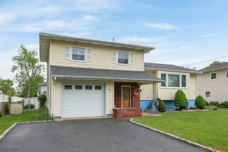 76 Harrison St, Clark Twp., NJ 07066