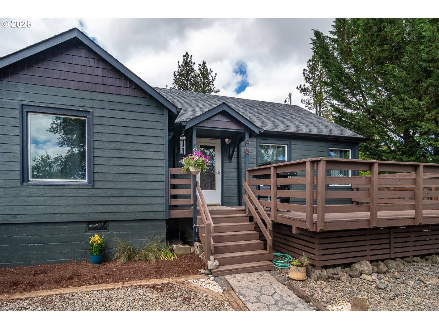 470 W THIRD AVE, Sutherlin, OR 97479