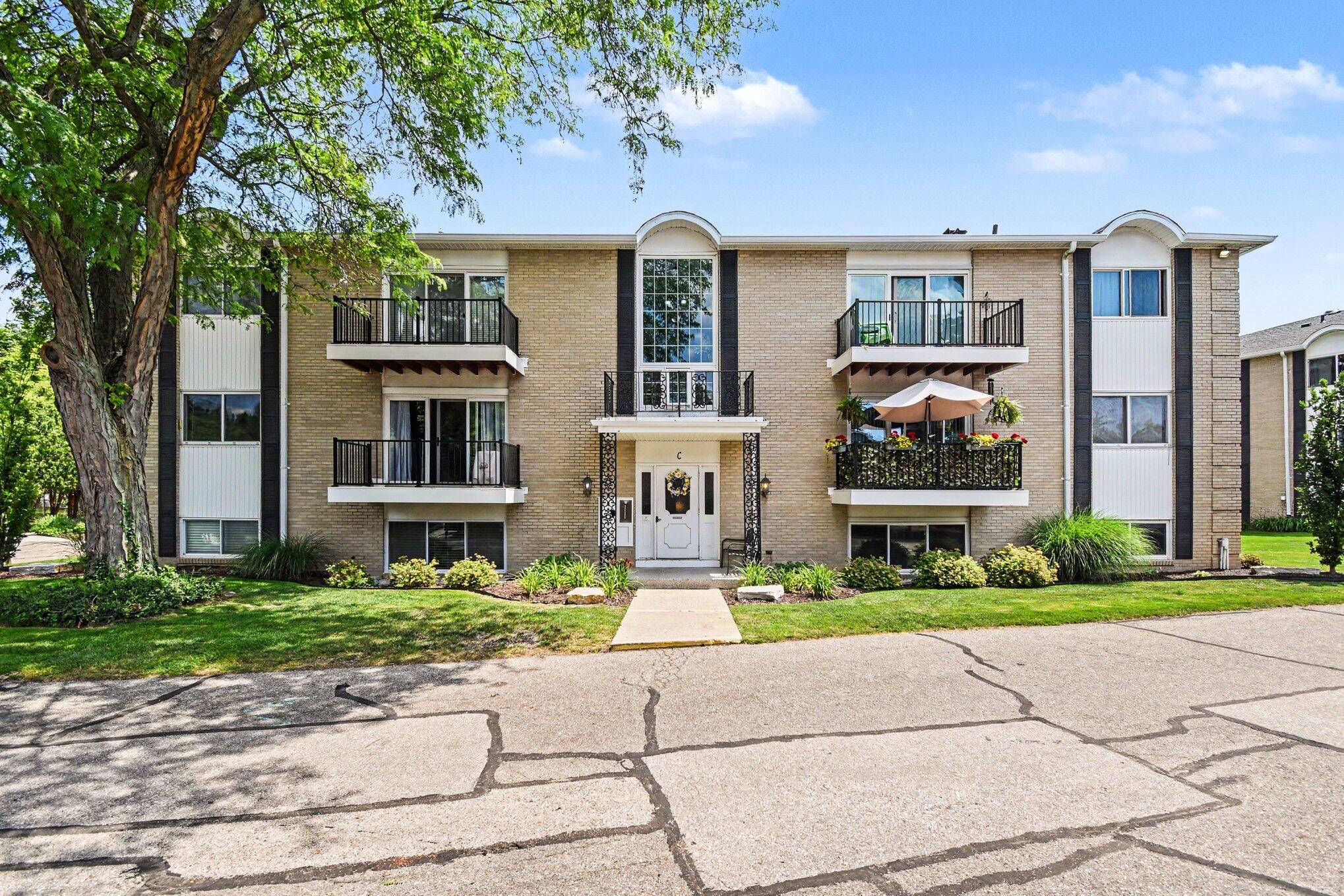 2759 Leonard ST NW #C1, City Of Grand Rapids, MI 49504