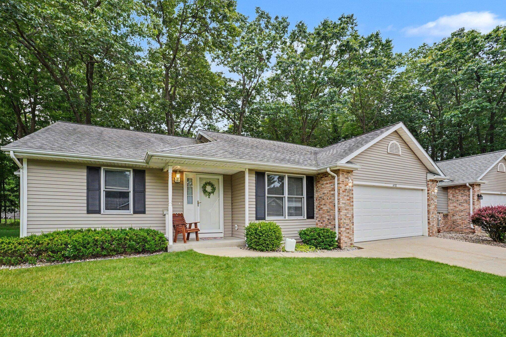 1498 Estero DR, Portage City, MI 49002