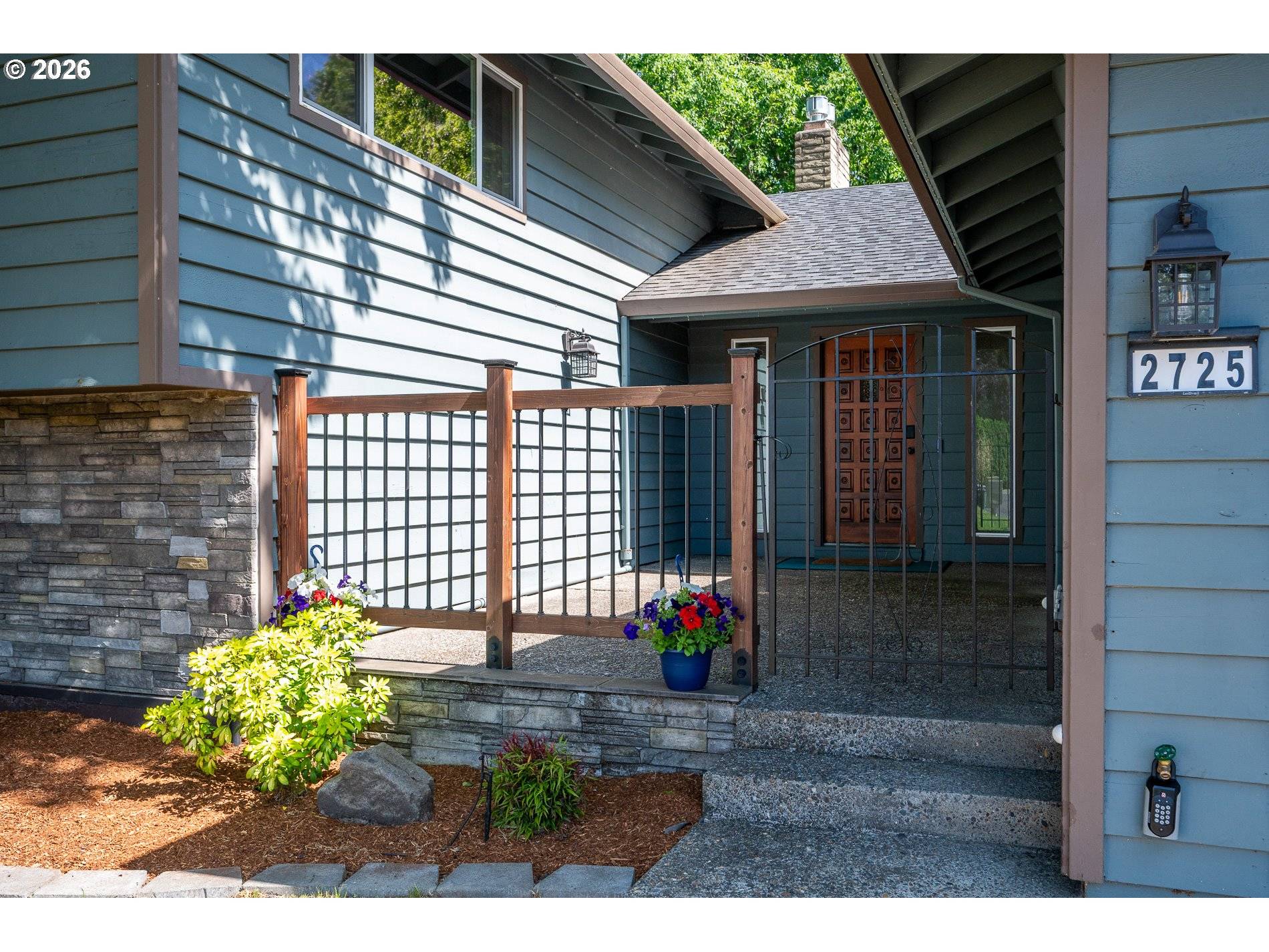 2725 SE HOLLYHOCK CT, Hillsboro, OR 97123