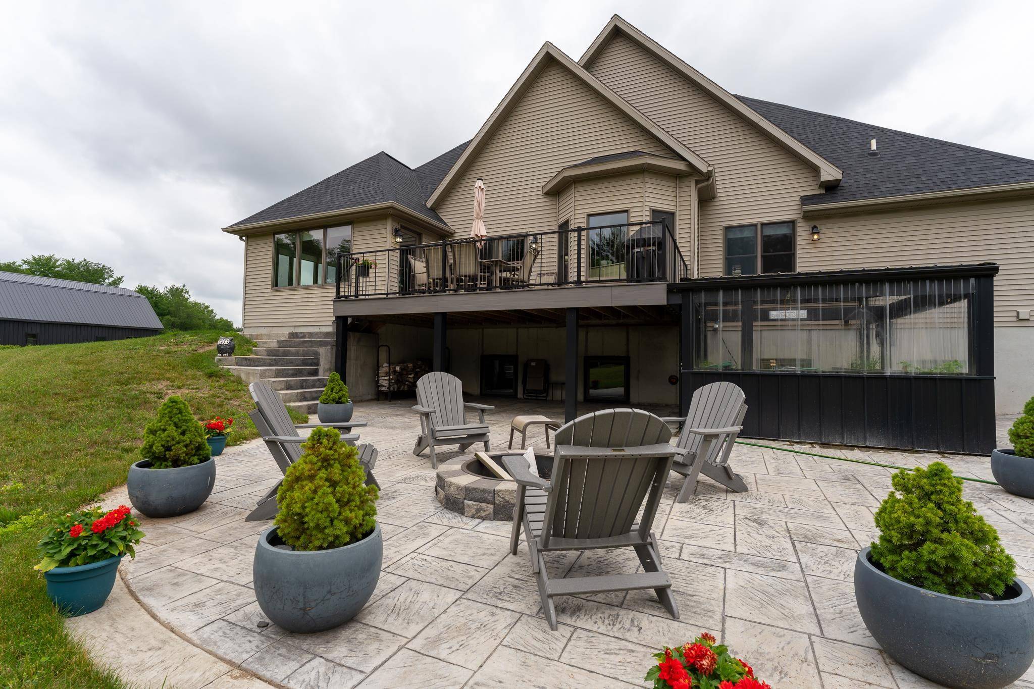 7667 W Pickard RD, Broomfield Twp, MI 48858