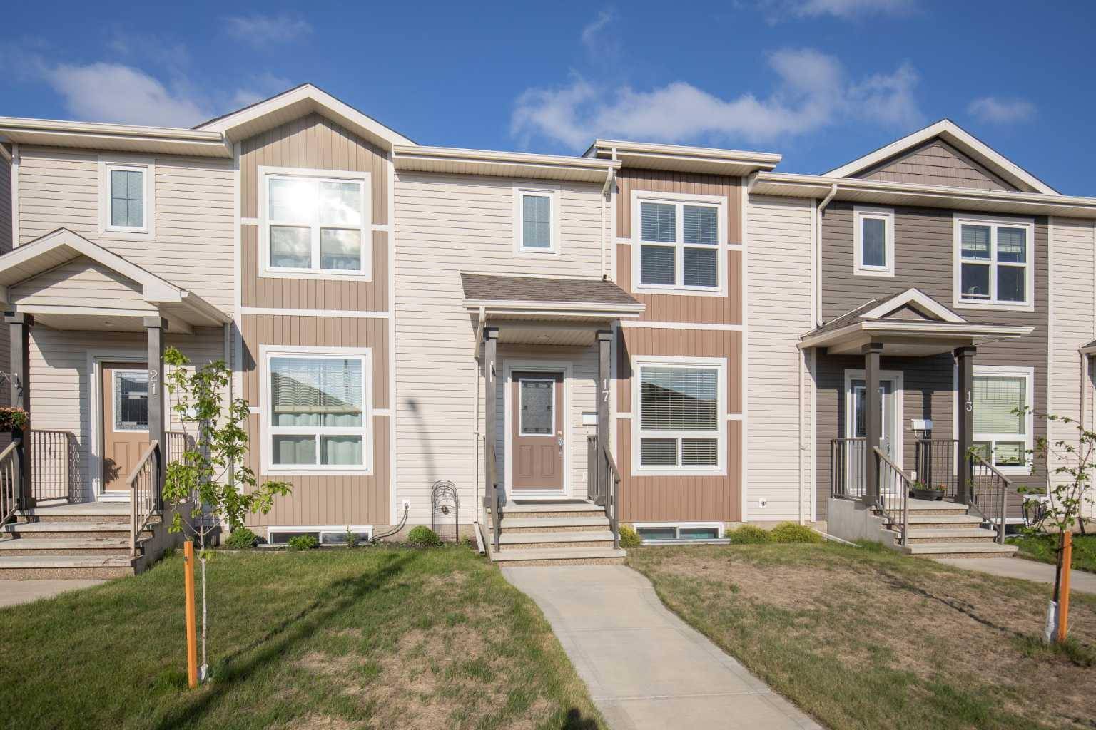 17 Crimson CT, Blackfalds, AB T4M 0A5