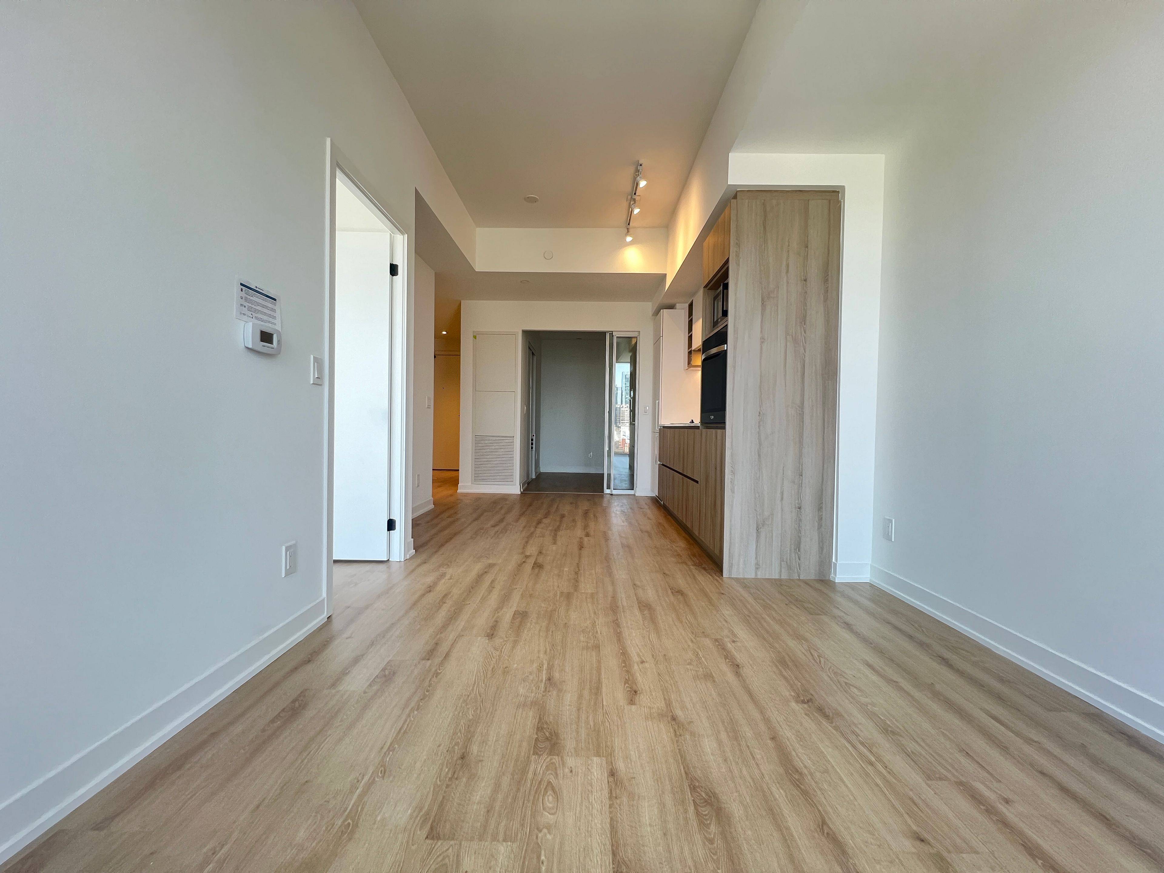 319 Jarvis ST #2707, Toronto C08, ON M5B 0C8