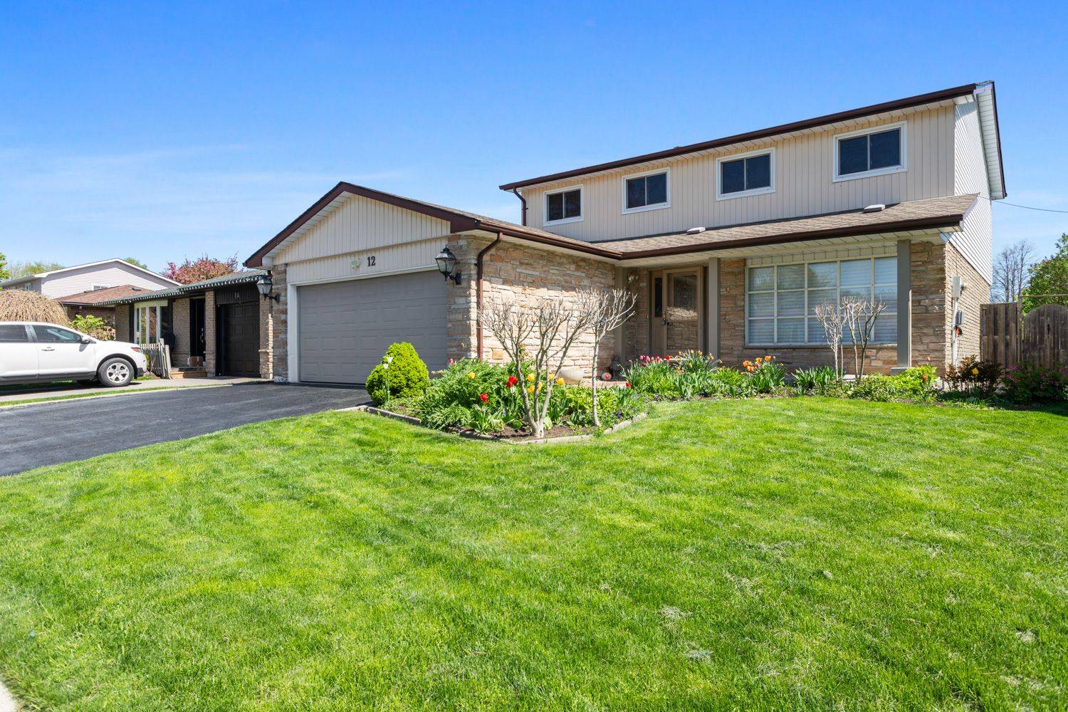 12 Pittmann CRES, Ajax, ON L1S 3G3