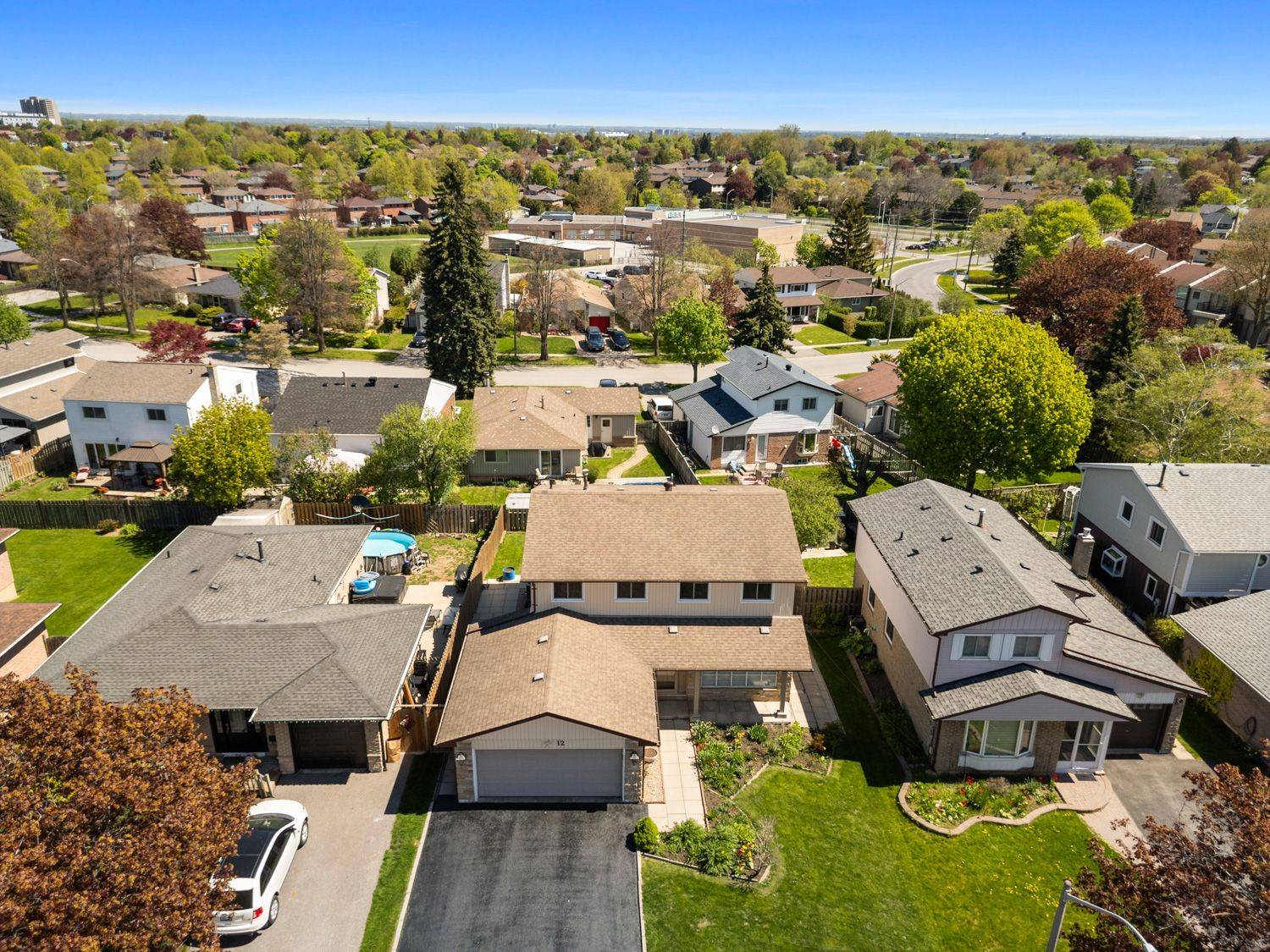 12 Pittmann CRES, Ajax, ON L1S 3G3