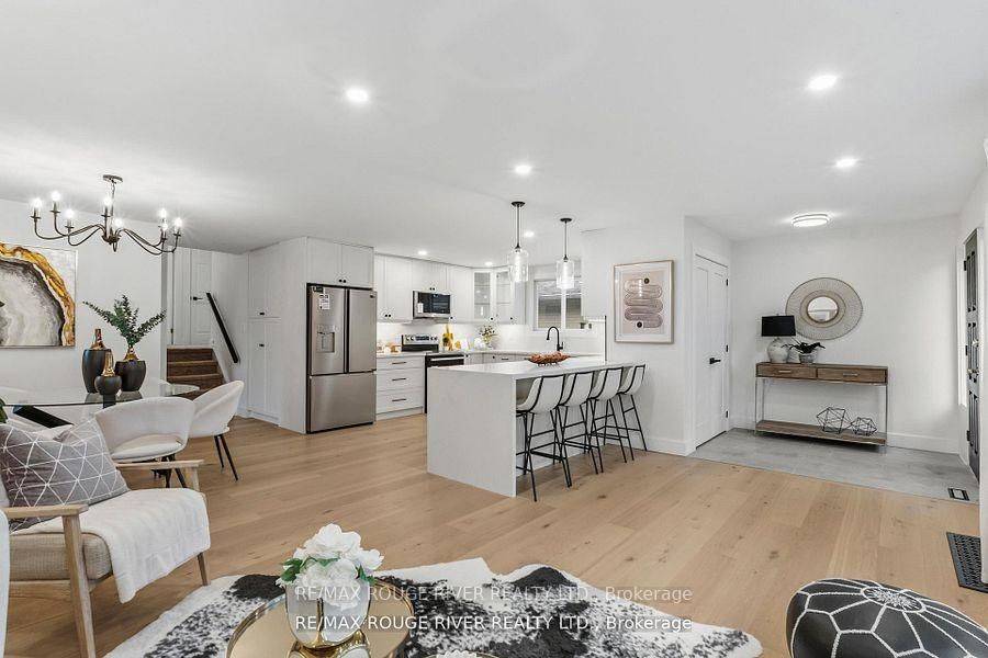 27 Archer DR, Ajax, ON L1S 2Z3